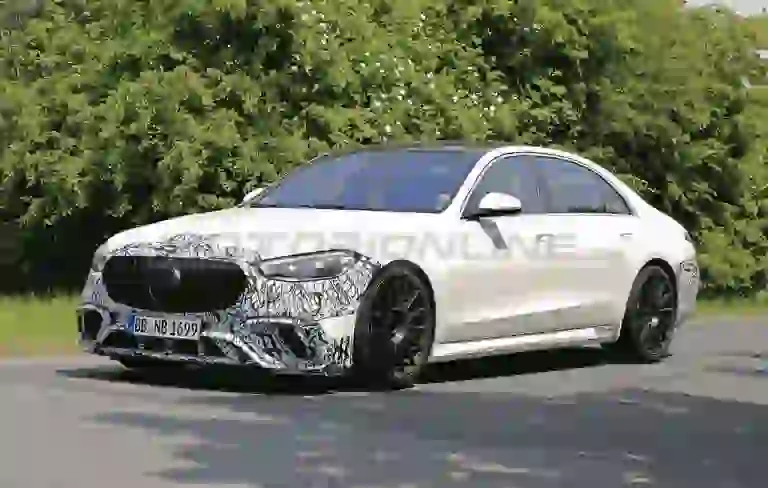 Mercedes-AMG S63 2022 - Foto spia 16-06-2021 - 9