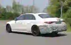 Mercedes-AMG S63 2022 - Foto spia 16-06-2021
