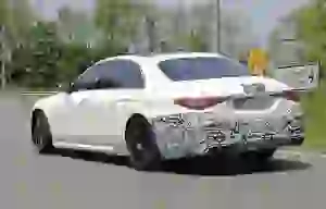 Mercedes-AMG S63 2022 - Foto spia 16-06-2021