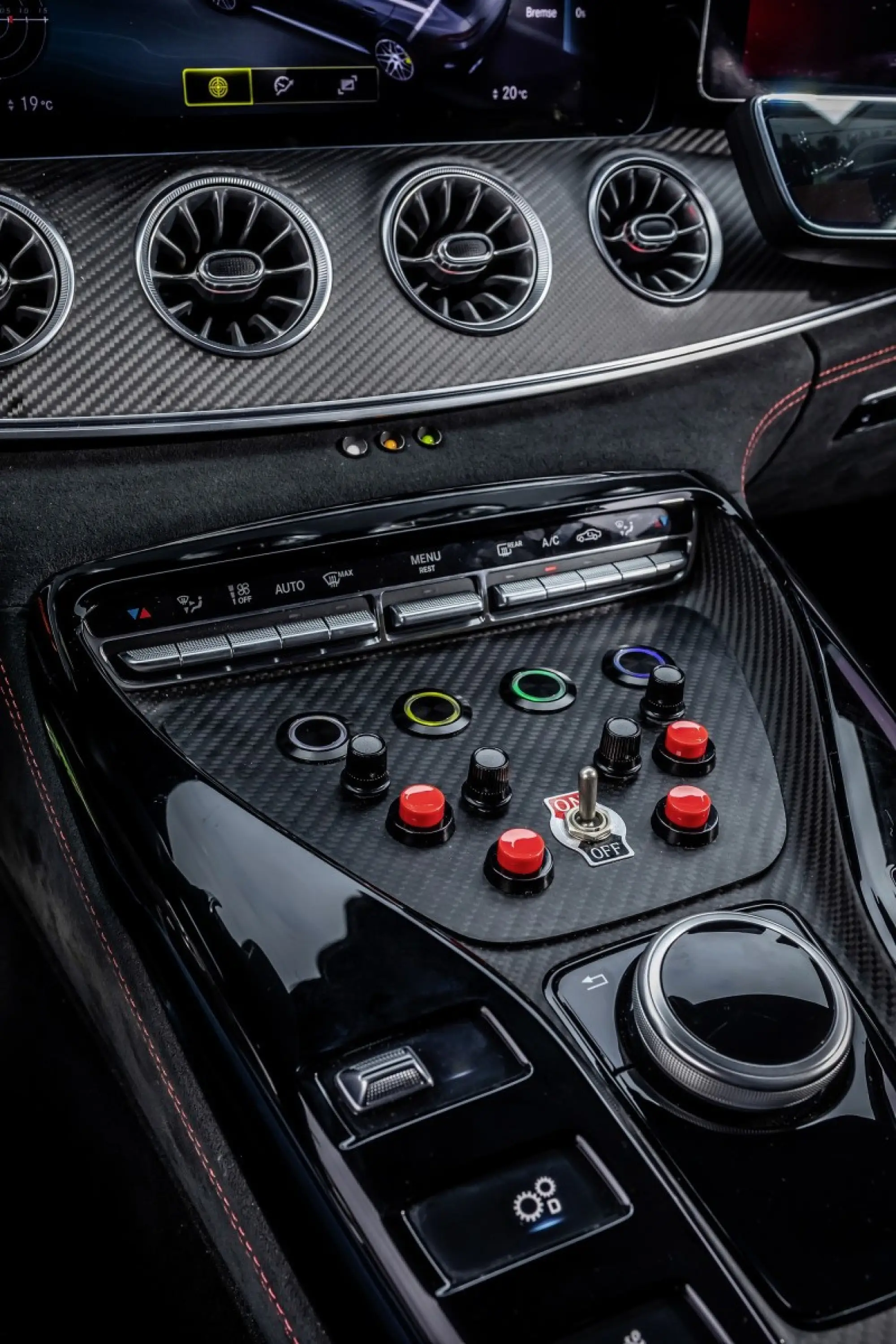 Mercedes-AMG Safety Car e Medical Car F1 2022 - 16