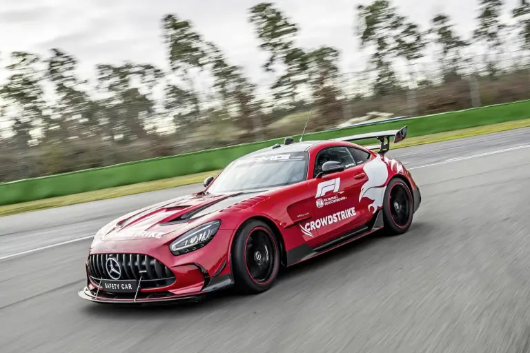 Mercedes-AMG Safety Car e Medical Car F1 2022 - 58