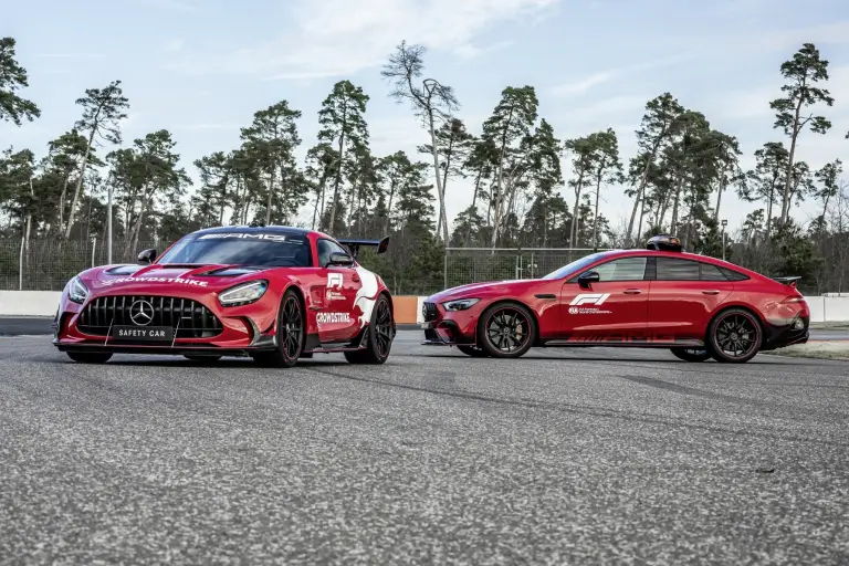 Mercedes-AMG Safety Car e Medical Car F1 2022 - 9