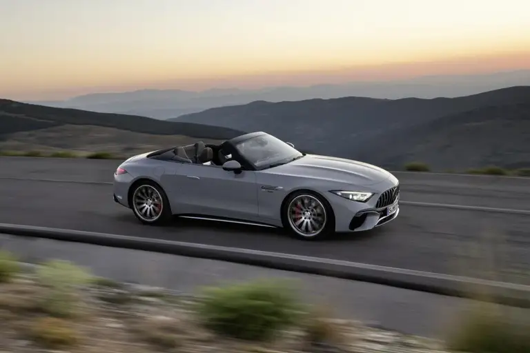 Mercedes-AMG SL 2022 - 3