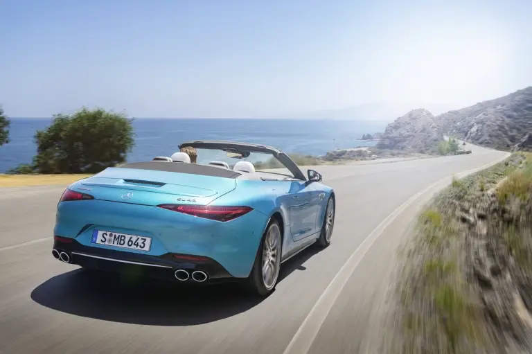 Mercedes-AMG SL 43 - Foto - 29