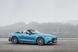 Mercedes-AMG SL 43 - Foto