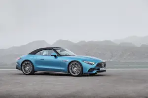 Mercedes-AMG SL 43 - Foto