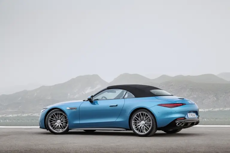 Mercedes-AMG SL 43 - Foto - 13