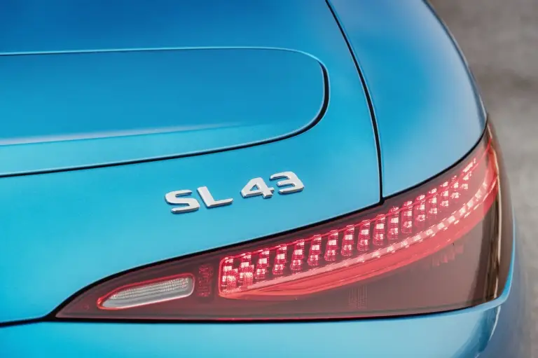 Mercedes-AMG SL 43 - Foto - 3