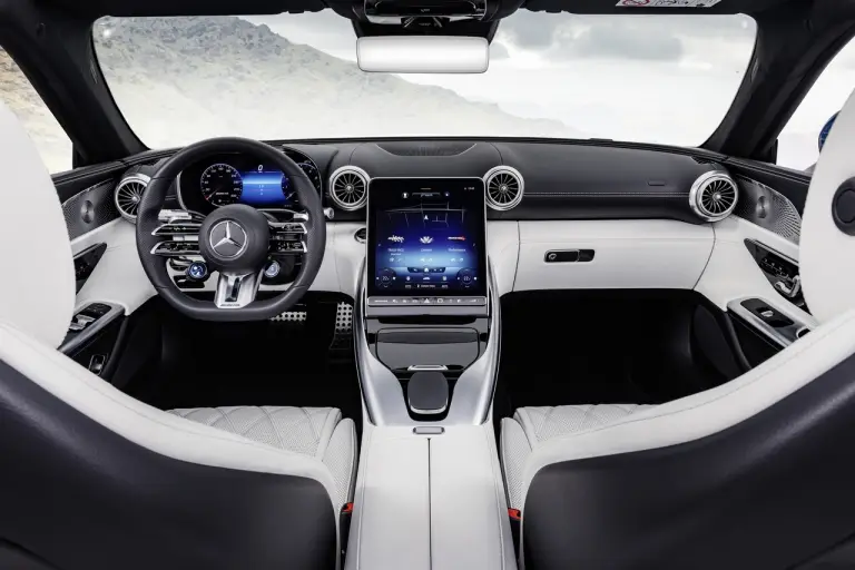 Mercedes-AMG SL 43 - Foto - 11