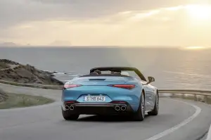 Mercedes-AMG SL 43 - Foto