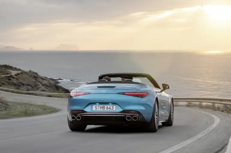 Mercedes-AMG SL 43 - Foto - 40
