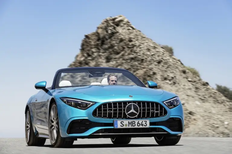 Mercedes-AMG SL 43 - Foto - 38