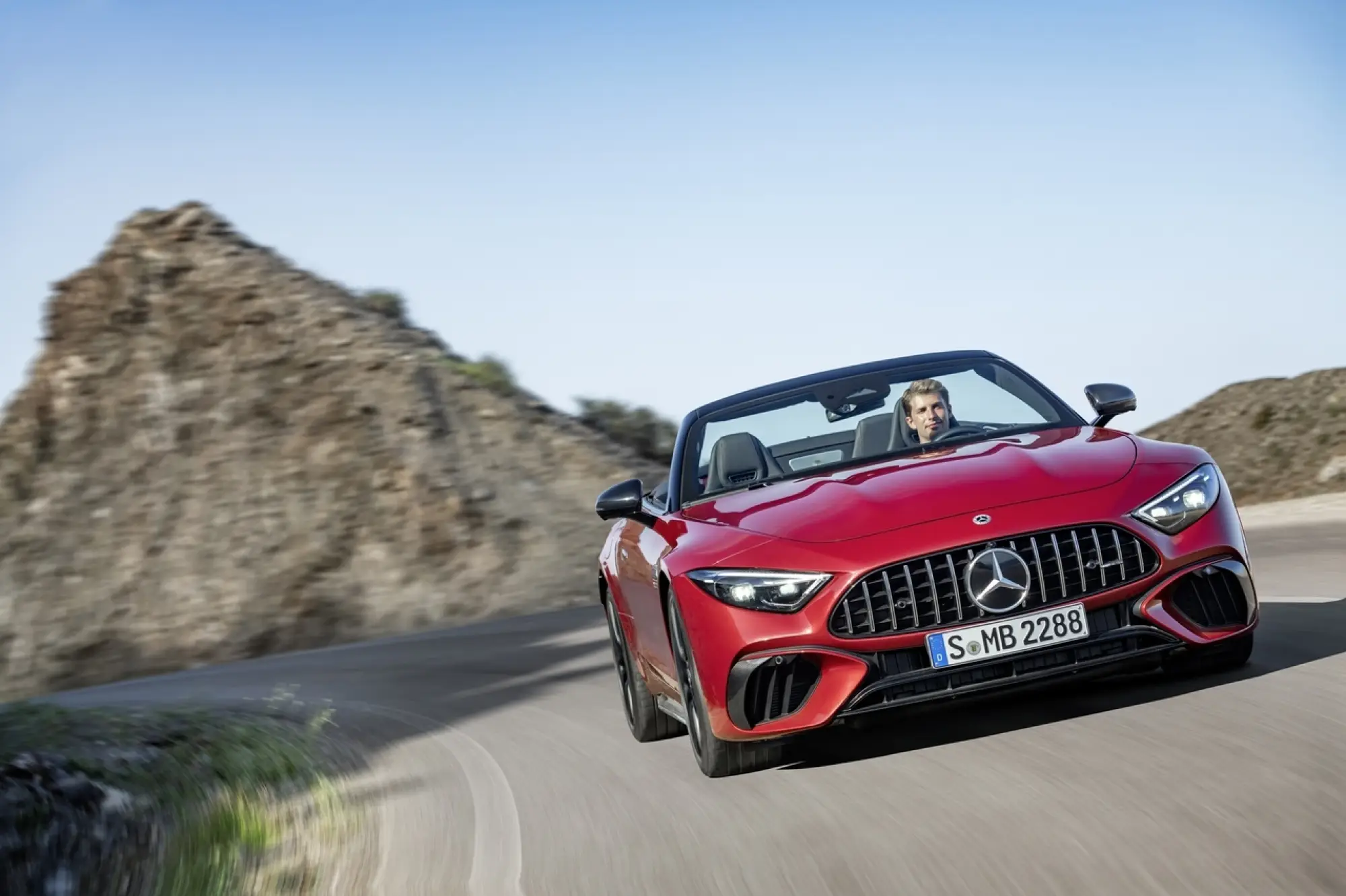 Mercedes-AMG SL 63 - Foto - 12