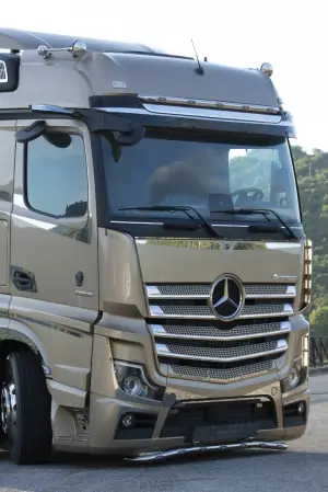 Mercedes-Benz Actros Iconic Edition