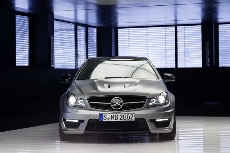 Mercedes-Benz C 63 AMG Edition 507 - 16