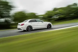 Mercedes-Benz C63 AMG - 2015