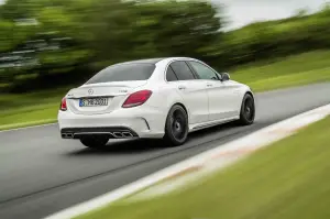 Mercedes-Benz C63 AMG - 2015