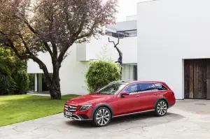 Mercedes-Benz Classe E 4MATIC All-Terrain - nuova galleria - 25