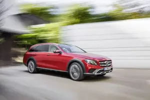 Mercedes-Benz Classe E 4MATIC All-Terrain - nuova galleria