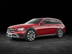 Mercedes-Benz Classe E 4MATIC All-Terrain - nuova galleria