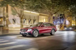 Mercedes-Benz Classe E 4MATIC All-Terrain - nuova galleria