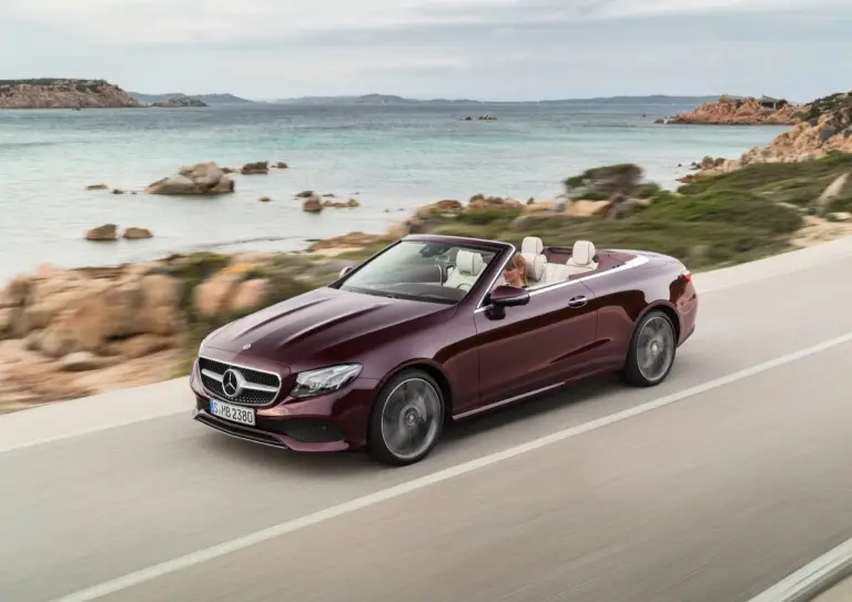 Mercedes-Benz Classe E Cabriolet 2018 - nuova galleria - 41