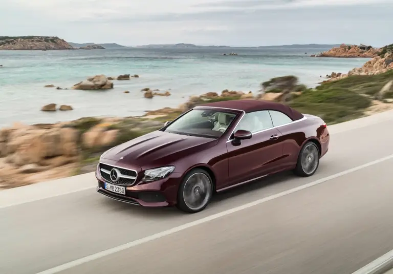 Mercedes-Benz Classe E Cabriolet 2018 - nuova galleria - 42