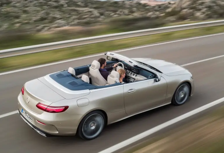 Mercedes-Benz Classe E Cabriolet 2018 - nuova galleria - 63