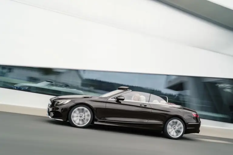 Mercedes-Benz Classe S Coupe e Cabriolet 2018 - 32