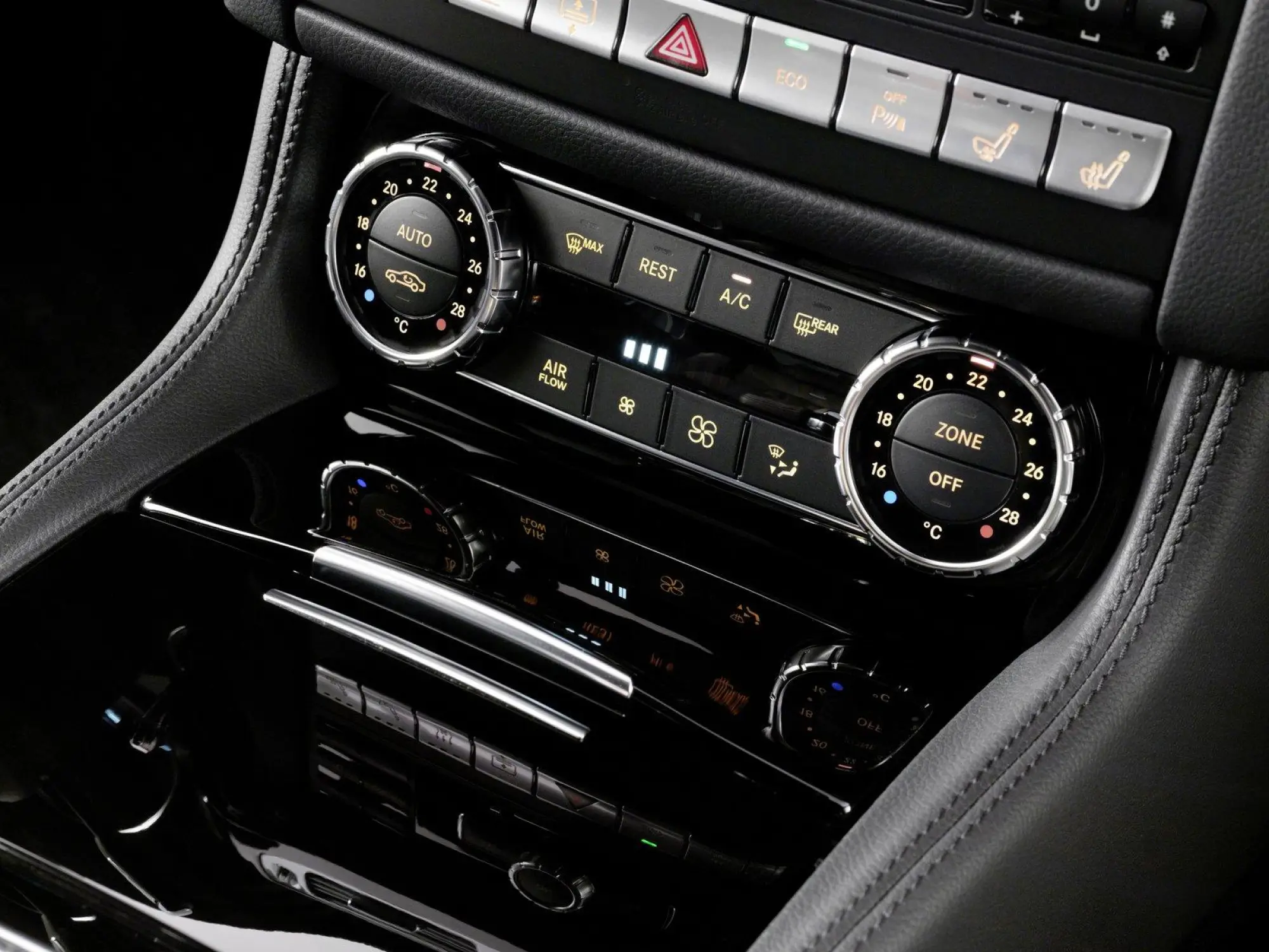 Mercedes-Benz CLS 2012 - 15