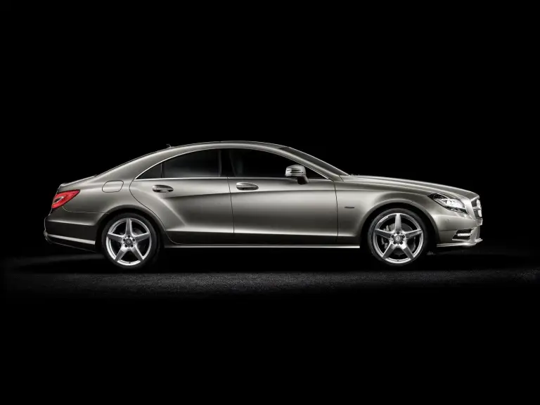 Mercedes-Benz CLS 2012 - 18