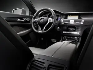 Mercedes-Benz CLS 2012 - 30