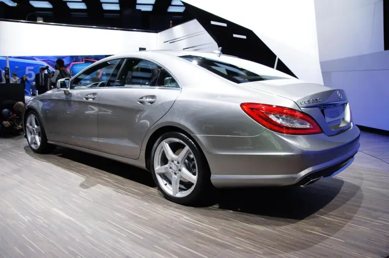 Mercedes-Benz CLS 2012 - 31