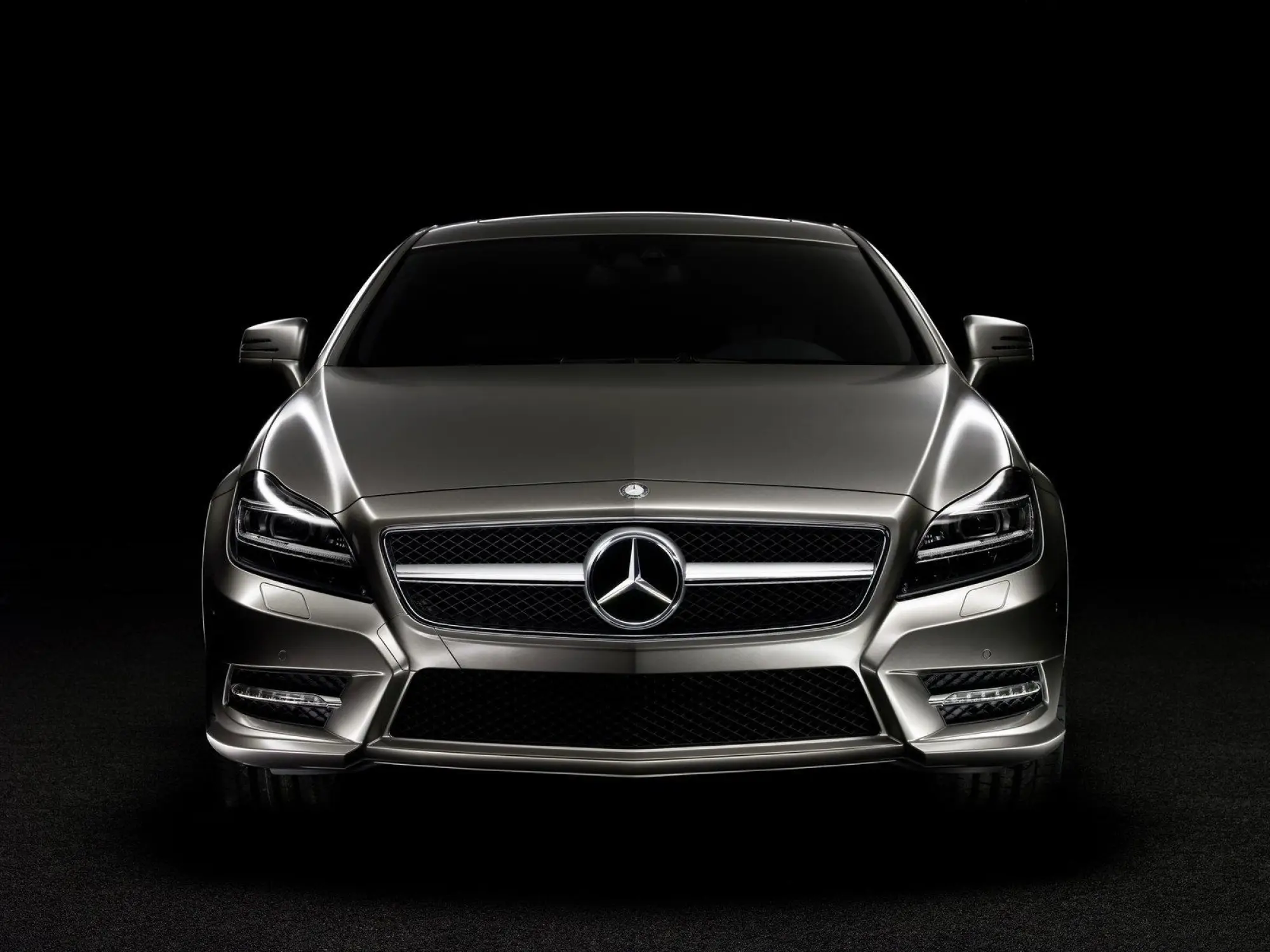 Mercedes-Benz CLS 2012 - 33