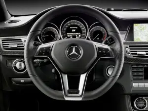 Mercedes-Benz CLS 2012 - 44