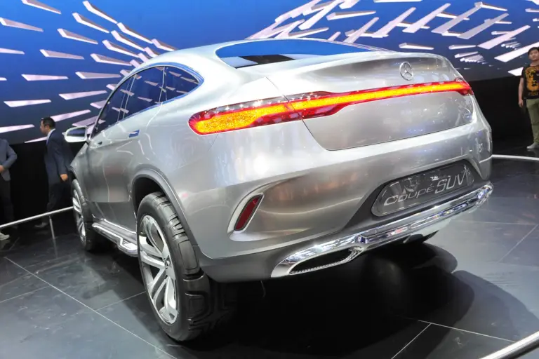 Mercedes-Benz Concept Coupe - 12