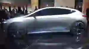 Mercedes-Benz Concept EQA Foto Live - Salone di Francoforte 2017 - 2