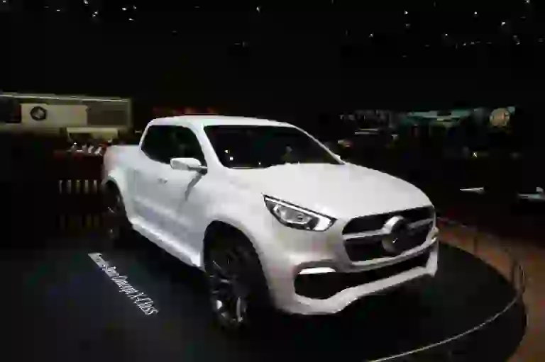 Mercedes-Benz Concept X-Class Foto Live - Salone di Ginevra 2017 - 1