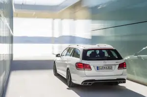 Mercedes-Benz E 63 AMG - 24