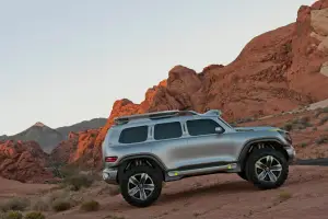 Mercedes-Benz Ener-G-Force - 11