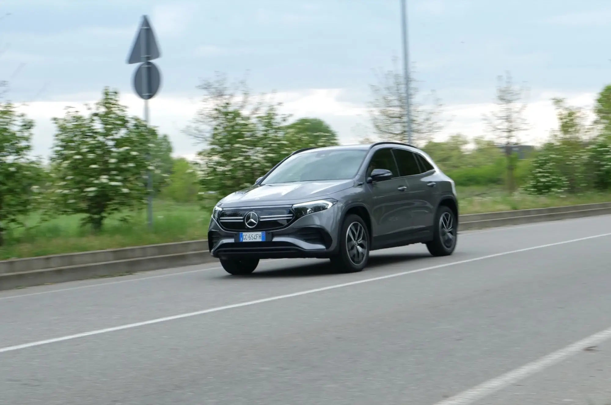 Mercedes Benz EQA - Come Va  - 6