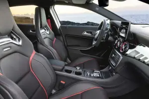 Mercedes-Benz GLA MY2017
