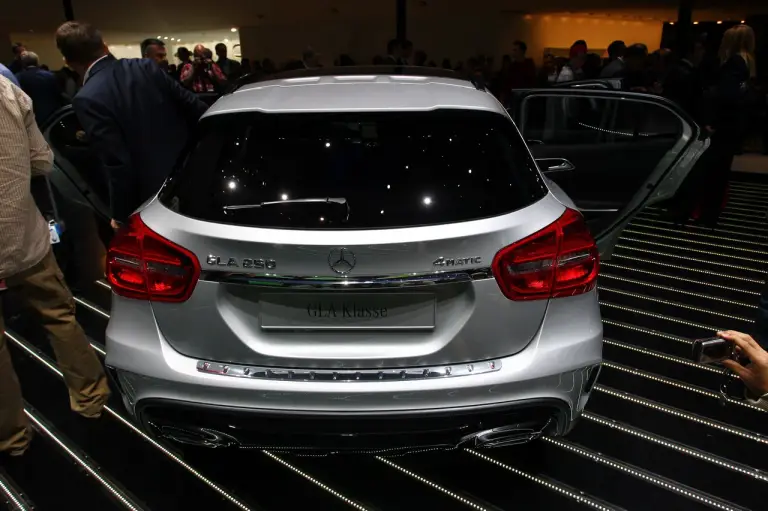 Mercedes-Benz GLA - Salone di Francoforte 2013 - 18