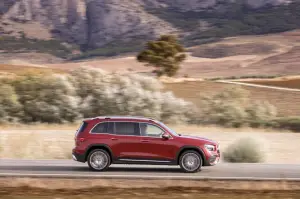 Mercedes-Benz GLB -Prova su Strada in anteprima  - 6