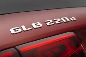 Mercedes-Benz GLB -Prova su Strada in anteprima  - 12