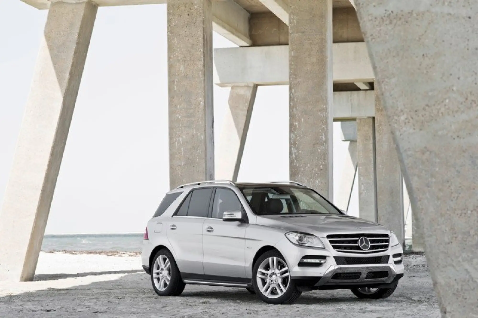 Mercedes-Benz M-Class - 17
