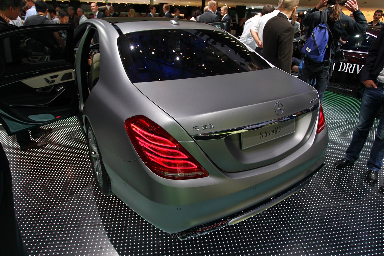  Mercedes Benz S63 AMG - Salone di Francoforte 2013