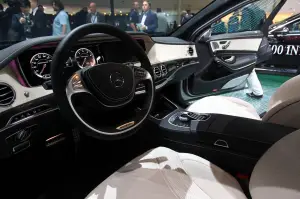  Mercedes Benz S63 AMG - Salone di Francoforte 2013