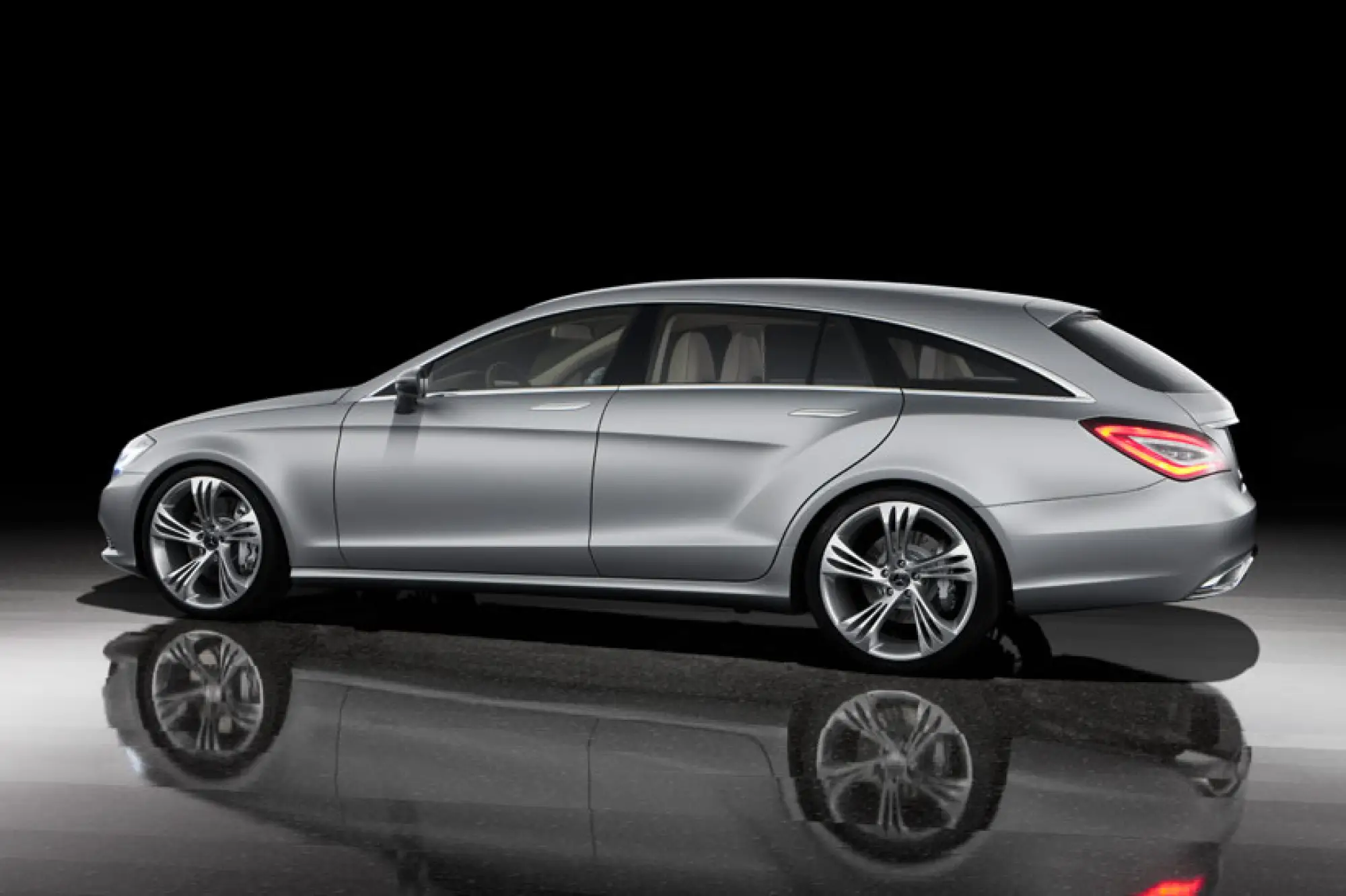 Mercedes-Benz Shooting Break Concept - 12