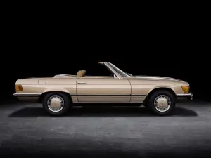 Mercedes-Benz SL serie R 107 - foto storiche 